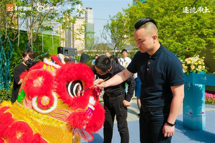 橡树澜湾「自然映像馆」示范区公开，实力圈粉