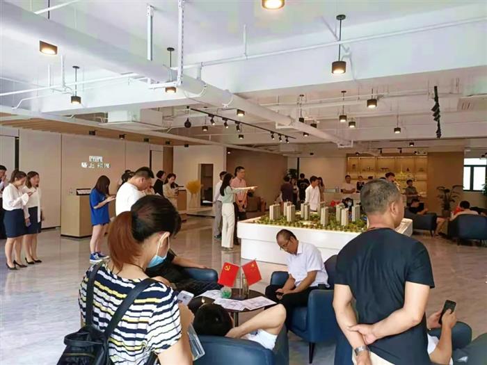 惊艳谋面！这个人气红盘实景展示区正式亮相 硬核作品不负全城热望!