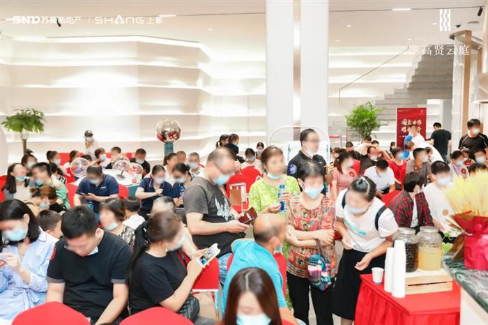 开盘即热销？这个楼盘展现硬派实力！背后真相揭秘......