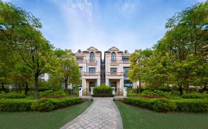 值得珍藏！兼具稀缺湖景与创新双重因子的低密别墅！羡慕了多少人