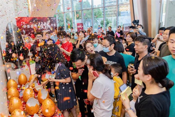 热销2亿!现象级爆款!常熟这个板块天幕大平层,压轴上市!